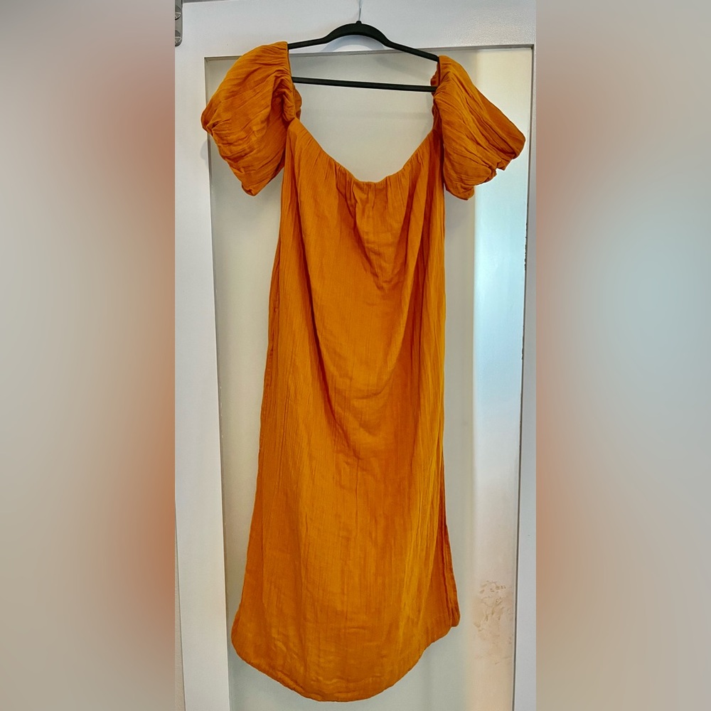 Marigold off shoulder Free People dress. Never worn.